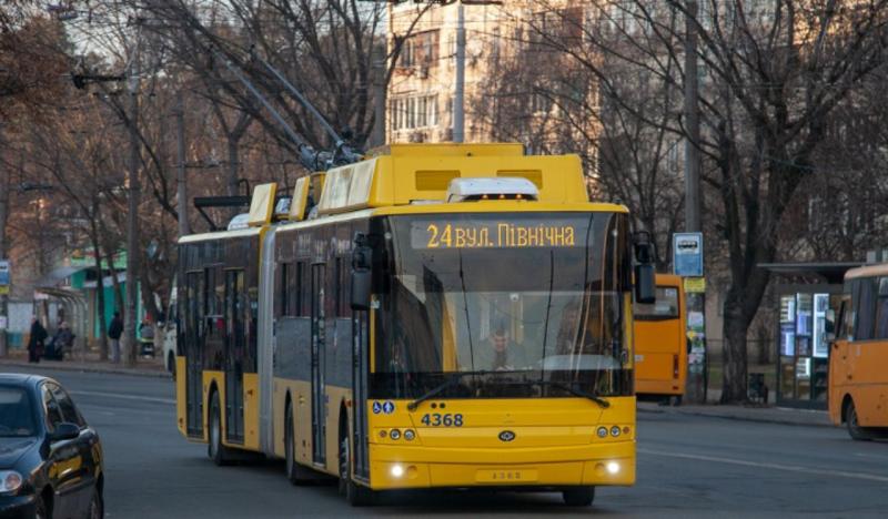 У Києві на певний час призупинять два маршрути тролейбусів.