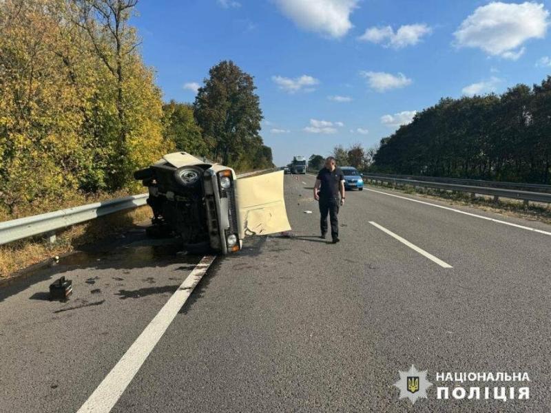 Внаслідок дорожньо-транспортної пригоди між Валками та Полтавою загинула одна особа.