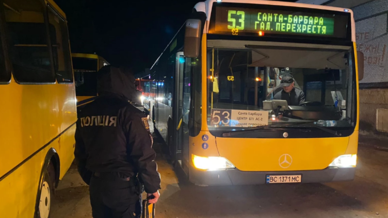 На перевізника, який вже 24 роки займається перевезенням пасажирів, було складено шість адміністративних протоколів за порушення.