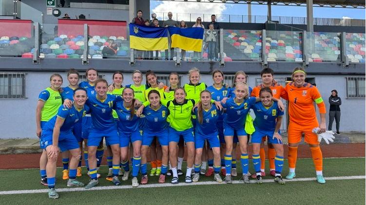 Жіноча збірна України U-17 з блискучою грою здобула перемогу над Мальтою в кваліфікаційному турнірі Євро-2025, вразивши суперника 10 забитими м'ячами.